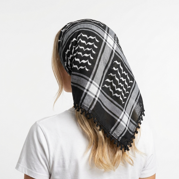 Keffiyeh Triangle Bandana - Inverted Black and white
