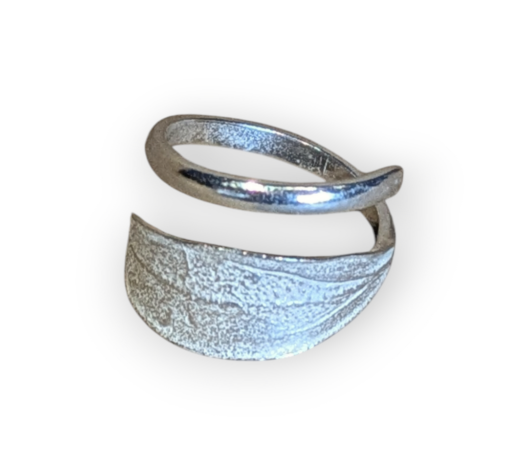Single Silver Olive Leaf on Band