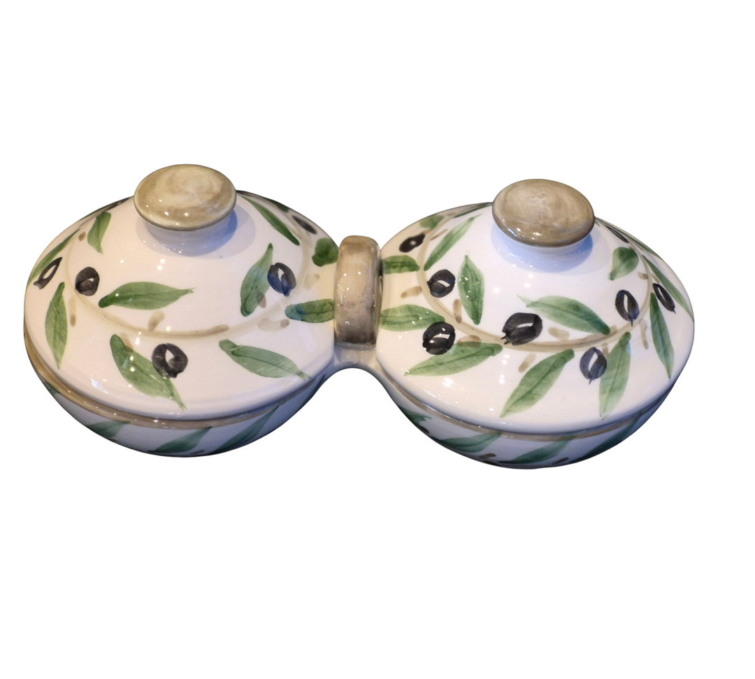 Njubeil: Zeit and Zaatar Server with Lids