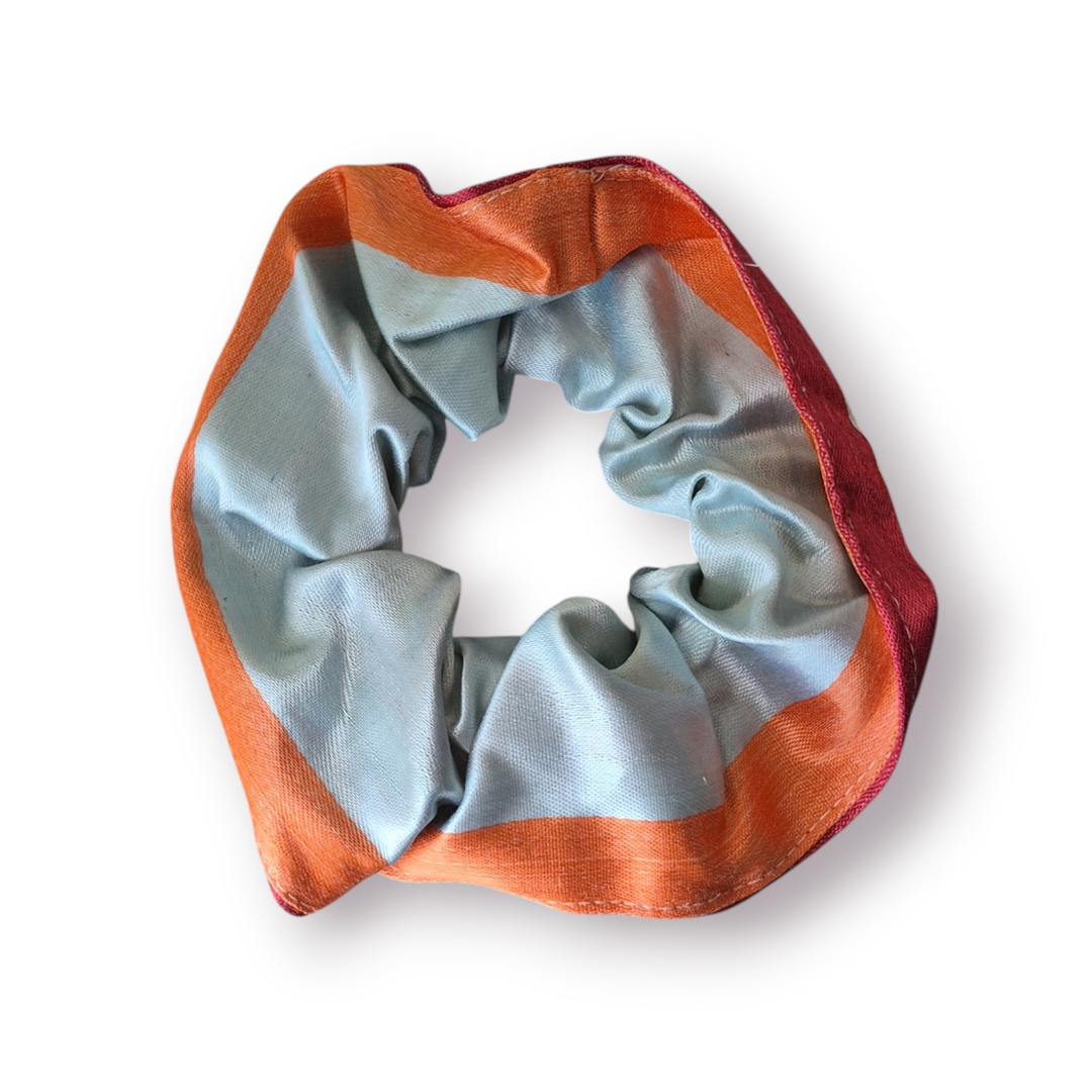 Saya Scrunchie