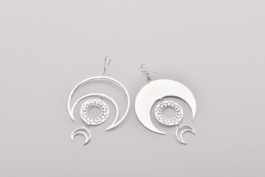 Oriental crescent earrings