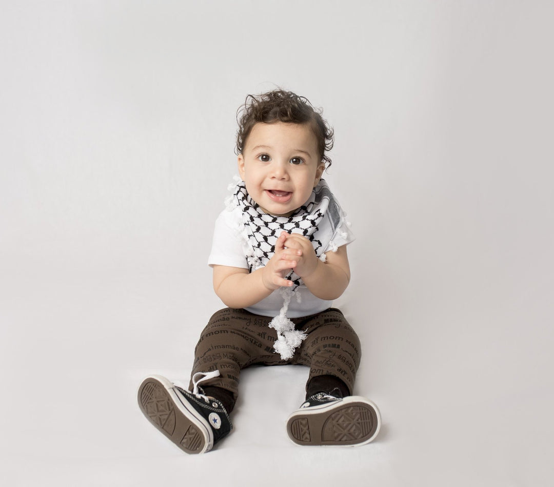 Keffiyeh Bib with Fringe